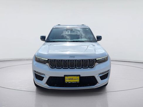 Used 2025 Jeep Grand Cherokee Summit AWD/4WD image 8