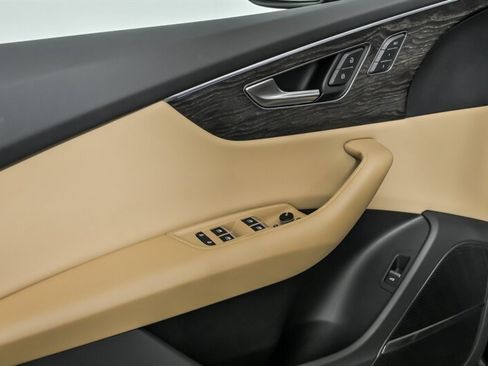 Used 2020 Audi Q8 Prestige AWD/4WD image 14