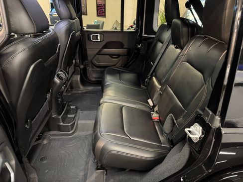 Used 2024 Jeep Wrangler Unlimited Rubicon 392 AWD/4WD image 35