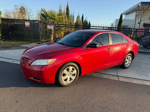 Used 2009 Toyota Camry LE image 8
