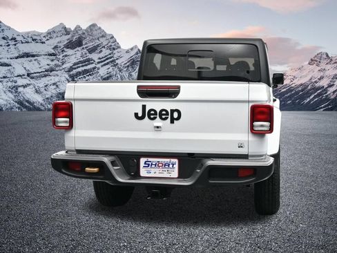 New 2026 Jeep Gladiator Sport AWD/4WD image 4