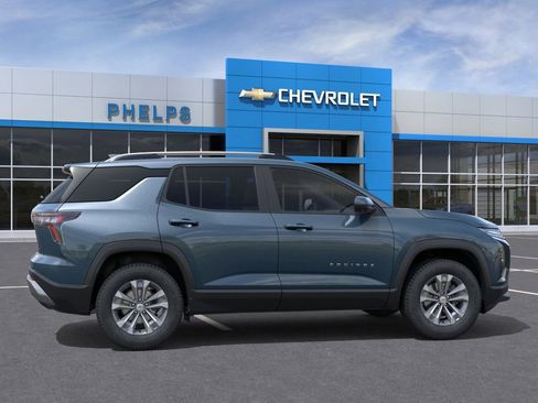 New 2026 Chevrolet Equinox LT w/ Safety and Technology Package FWD image 5