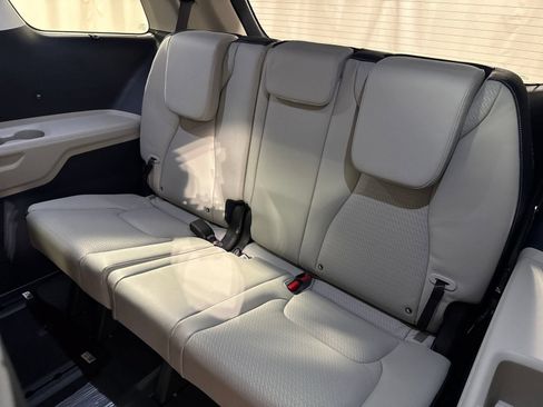 New 2026 Kia Carnival SX Prestige FWD image 29