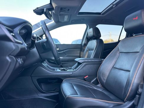 Used 2020 GMC Acadia AT4 w/ Driver Alert Package II AWD/4WD image 8