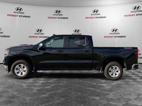 Used 2025 Chevrolet Silverado 1500 LT AWD/4WD image 7