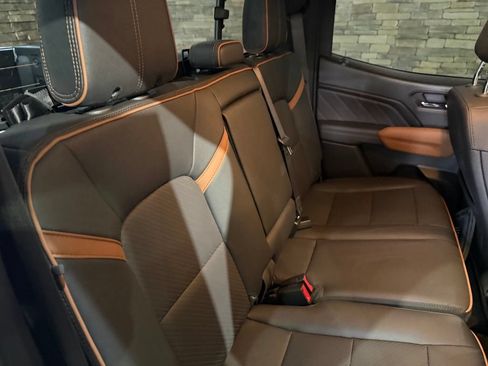 Used 2024 GMC Canyon AT4 w/ AT4 Premium Package AWD/4WD image 35