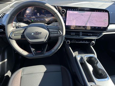 New 2026 Chevrolet Equinox EV RS image 8