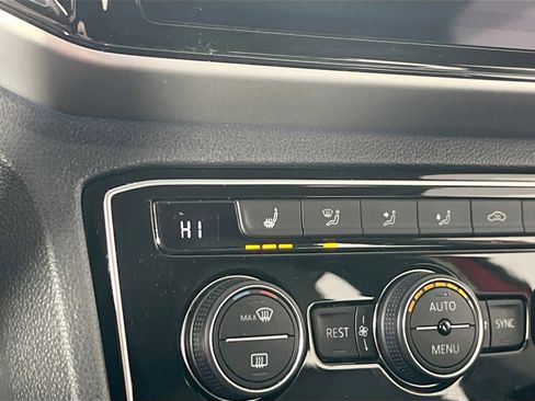 Used 2023 Volkswagen Atlas SEL image 20