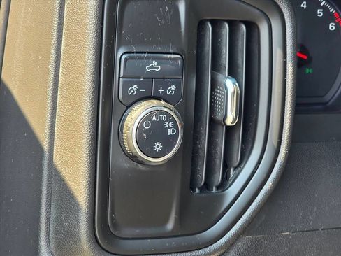 Used 2025 Chevrolet Silverado 1500 Custom RWD image 8