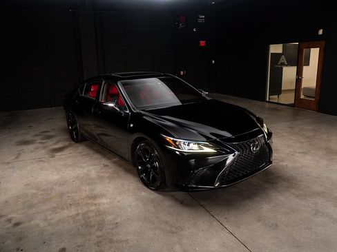 Used 2024 Lexus ES 350 F Sport w/ Accessory Package (Z2) FWD image 9