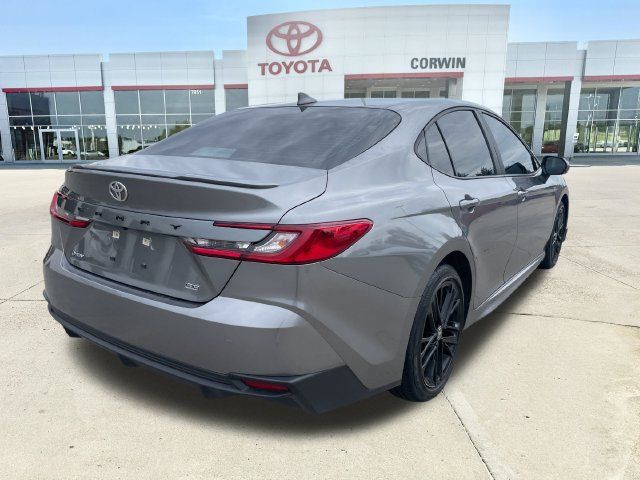Used 2025 Toyota Camry SE w/ Convenience Package FWD image 5