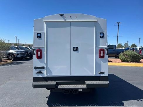 New 2025 Chevrolet Express 3500 w/ Power Convenience Package image 4