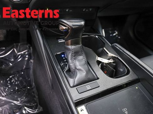 Used 2023 Lexus ES 350 w/ Premium Package FWD image 13