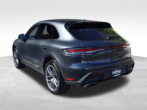 Used 2025 Porsche Macan AWD/4WD image 10