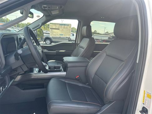 New 2026 Ford F250 Lariat w/ Chrome Package image 17