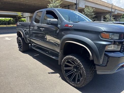 Used 2020 Chevrolet Silverado 1500 Custom Trail Boss w/ Custom Convenience Package AWD/4WD image 12