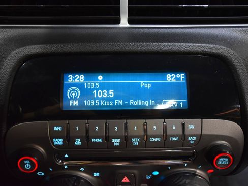 Used 2010 Chevrolet Camaro SS w/ RS Package RWD image 22