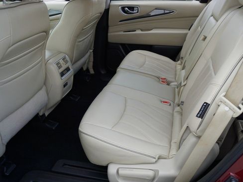 Used 2019 INFINITI QX60 Luxe w/ Essential Package image 28