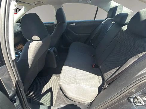 Used 2013 Volkswagen Jetta S FWD image 33