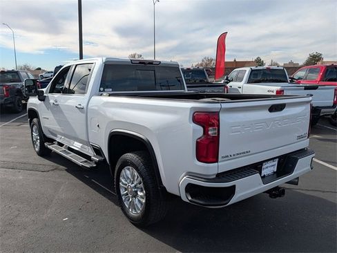 Used 2023 Chevrolet Silverado 3500 High Country image 4