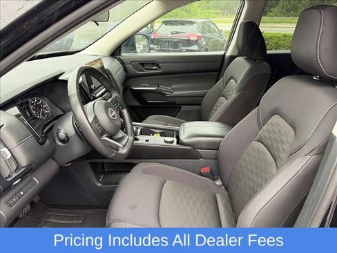 Certified 2024 Nissan Pathfinder SV AWD/4WD image 16