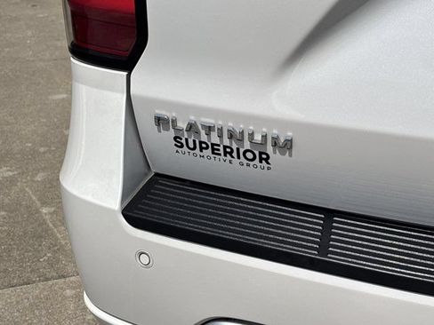 Used 2019 Ford Expedition Platinum AWD/4WD image 6