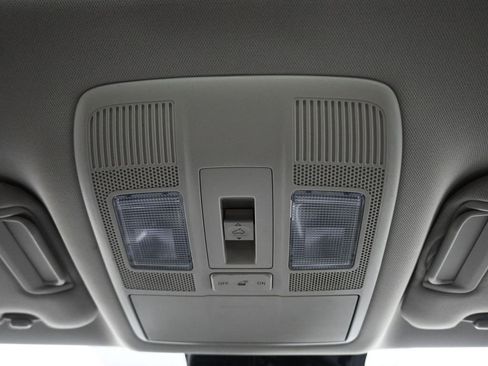 Used 2023 MAZDA CX-9 Touring image 23