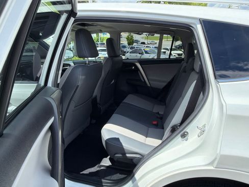 Used 2015 Toyota RAV4 Limited w/ Technology Package FWD image 16