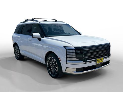 Certified 2026 Hyundai Palisade Calligraphy AWD/4WD image 7