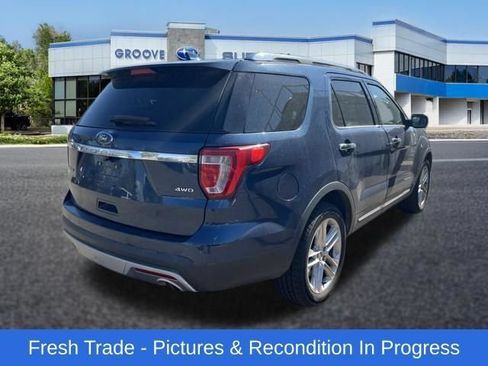 Used 2017 Ford Explorer Limited w/ Equipment Group 301A AWD/4WD image 6