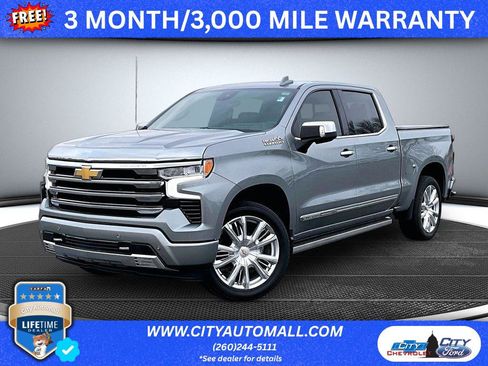 Used 2024 Chevrolet Silverado 1500 High Country w/ High Country Premium Package AWD/4WD image 1