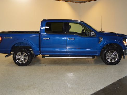 Used 2025 Ford F150 XLT w/ Equipment Group 301A Standard AWD/4WD image 2