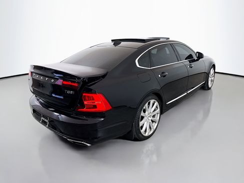 Used 2020 Volvo S90 T8 Inscription image 7