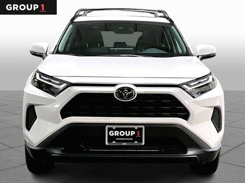 Certified 2025 Toyota RAV4 XLE image 3