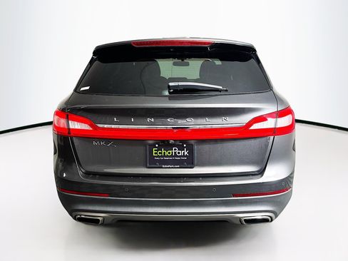 Used 2018 Lincoln MKX Reserve FWD image 7