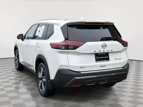 Used 2023 Nissan Rogue SL AWD/4WD image 5