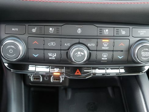 Used 2024 Dodge Durango R/T image 23