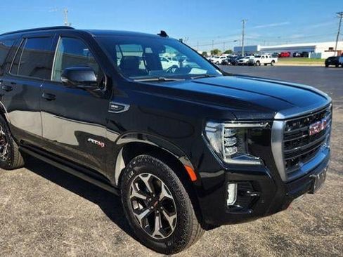 Used 2022 GMC Yukon AT4 w/ Technology Package AWD/4WD image 3