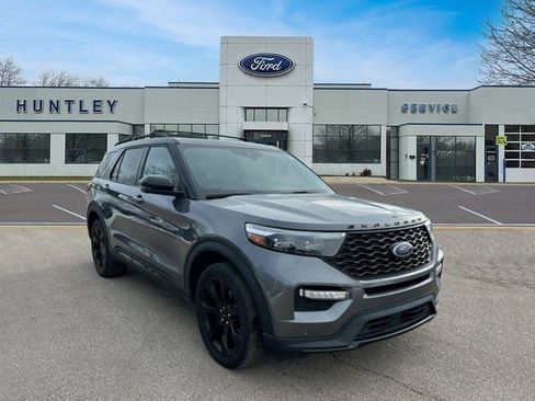 Used 2022 Ford Explorer ST w/ Equipment Group 401A image 4