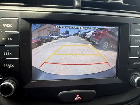 Used 2021 Kia Soul LX FWD image 16