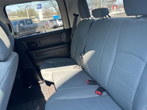 Used 2018 RAM 1500 Express image 22