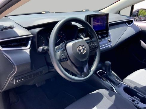 Used 2023 Toyota Corolla LE FWD image 17