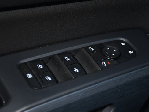 Used 2025 Nissan Pathfinder Rock Creek image 10