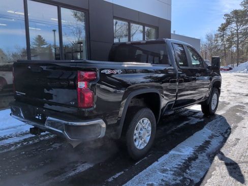 Used 2024 Chevrolet Silverado 2500 LT image 6