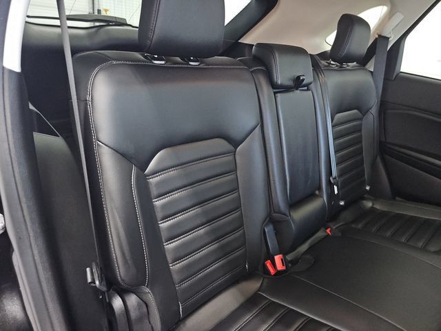 Used 2024 Ford Edge SEL w/ Convenience Package AWD/4WD image 32