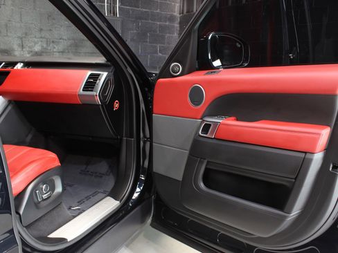 Used 2017 Land Rover Range Rover Sport Autobiography image 26