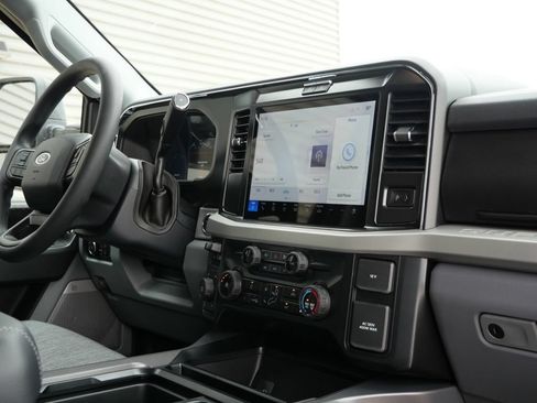 New 2026 Ford F350 XLT w/ XLT Premium Package AWD/4WD image 20