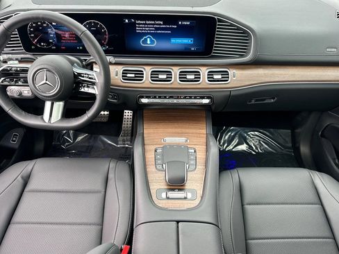 New 2026 Mercedes-Benz GLS 450 4MATIC image 15
