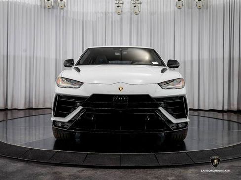 Used 2023 Lamborghini Urus S AWD/4WD image 2