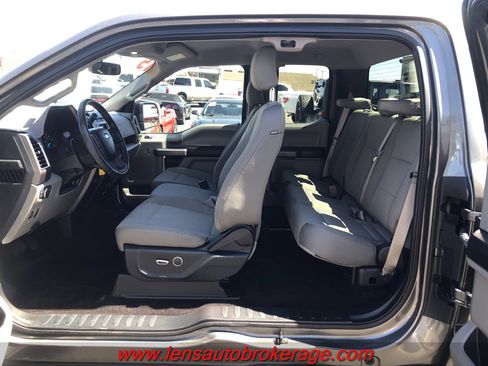 Used 2015 Ford F150 XLT w/ Equipment Group 301A Mid RWD image 16